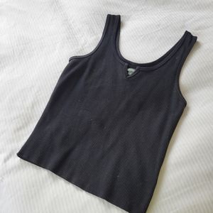 Black tank with small V cut